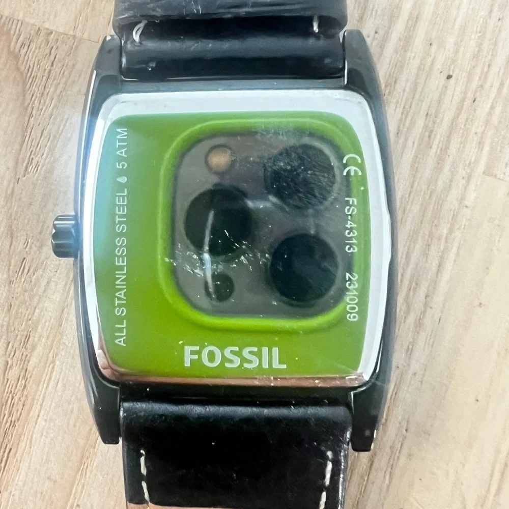 Fossil men’s rectangular black dial black leather dress watch NEW BATTERY